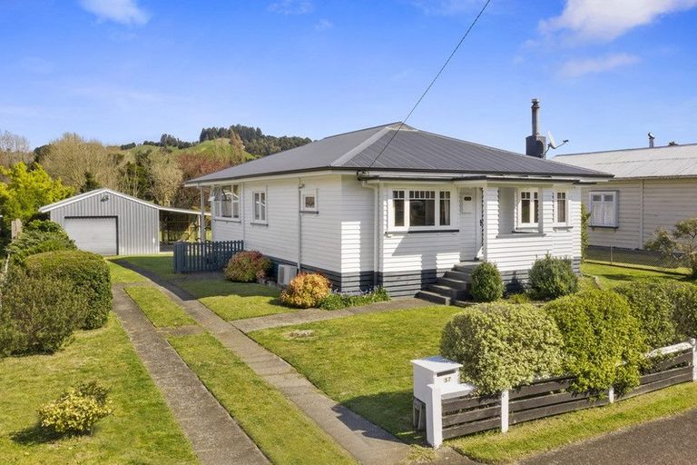 Photo of property in 57 Taupo Road, Taumarunui, 3920