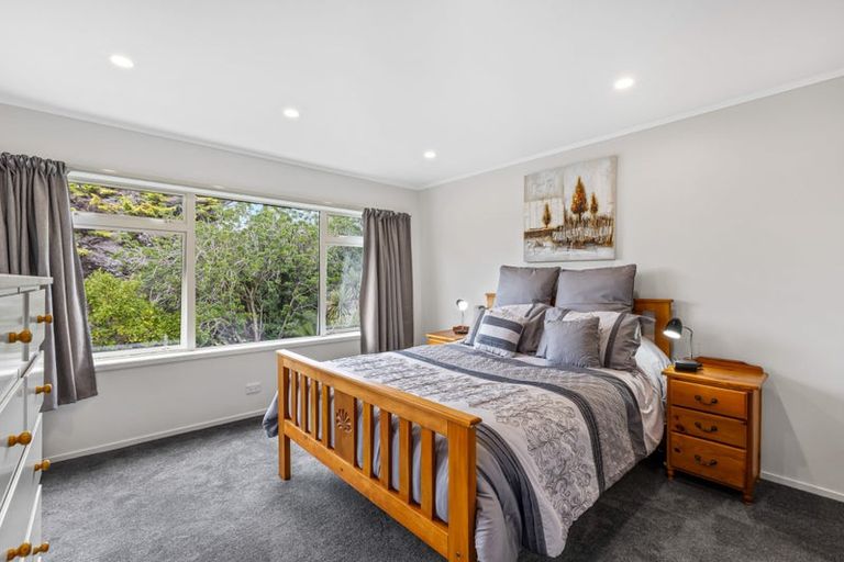 Photo of property in 166 Stapleford Crescent, Browns Bay, Auckland, 0630