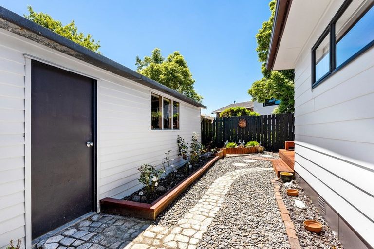 Photo of property in 19 Topaz Street, Birchville, Upper Hutt, 5018