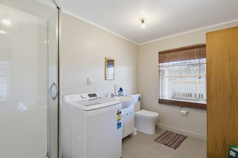 Photo of property in 29 Cedar Terrace, Stanmore Bay, Whangaparaoa, 0932