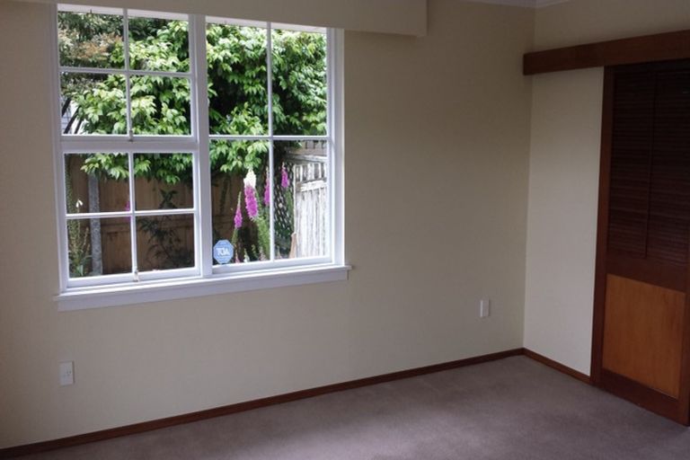 Photo of property in 35 Allard Street, Edgeware, Christchurch, 8013