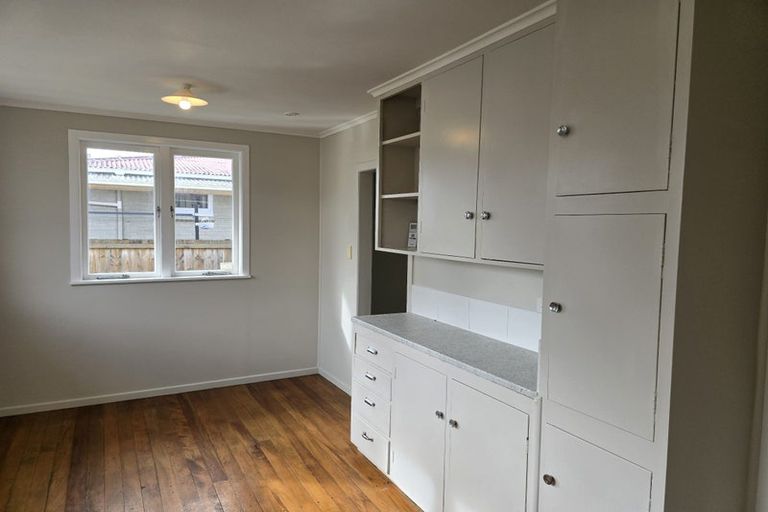 Photo of property in 10 Clark Street, Manurewa, Auckland, 2102