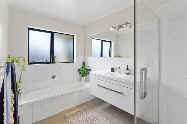 Photo of property in 8 Moy Place, Otaki, 5512