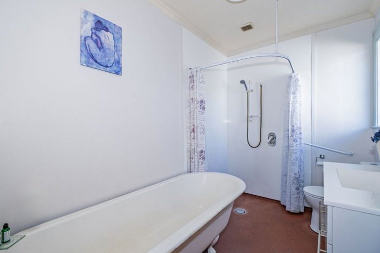 Photo of property in 140 Main Road, Pleasant Point, 7903