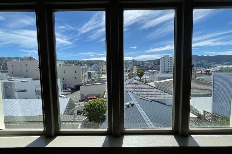 Photo of property in 51a Majoribanks Street, Mount Victoria, Wellington, 6011