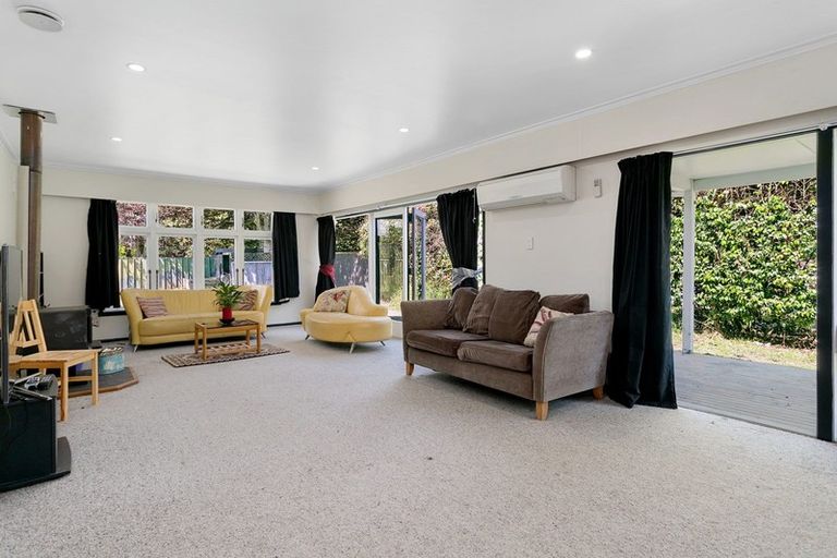 Photo of property in 10 Rereahu Avenue, Hatepe, Turangi, 3382