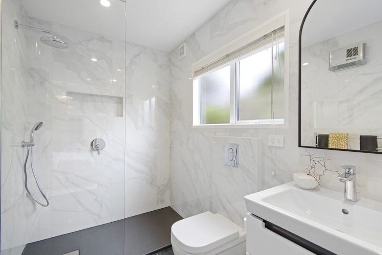 Photo of property in 114a Clyde Road, Ilam, Christchurch, 8041