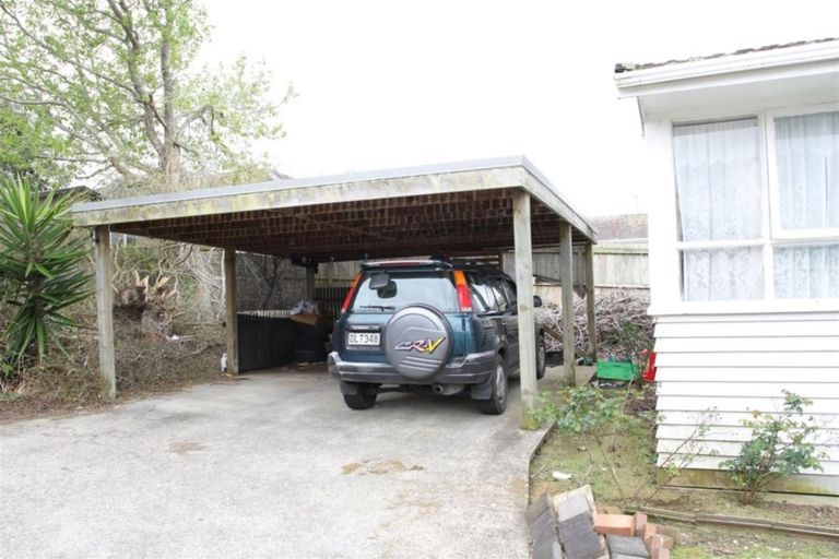 Photo of property in 10 Lane Road, Weymouth, Auckland, 2103