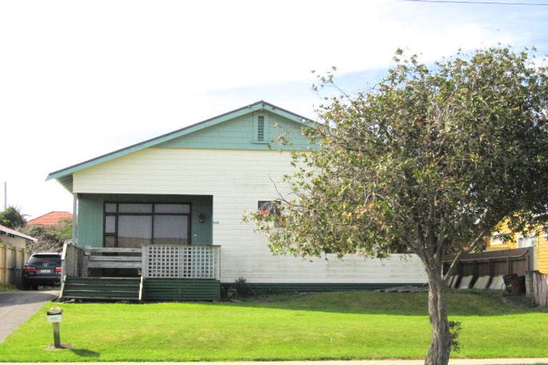 Photo of property in 84 Gonville Avenue, Gonville, Whanganui, 4501