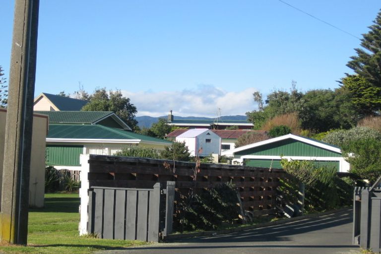 Photo of property in 8a Ngaio Street, Otaki Beach, Otaki, 5512