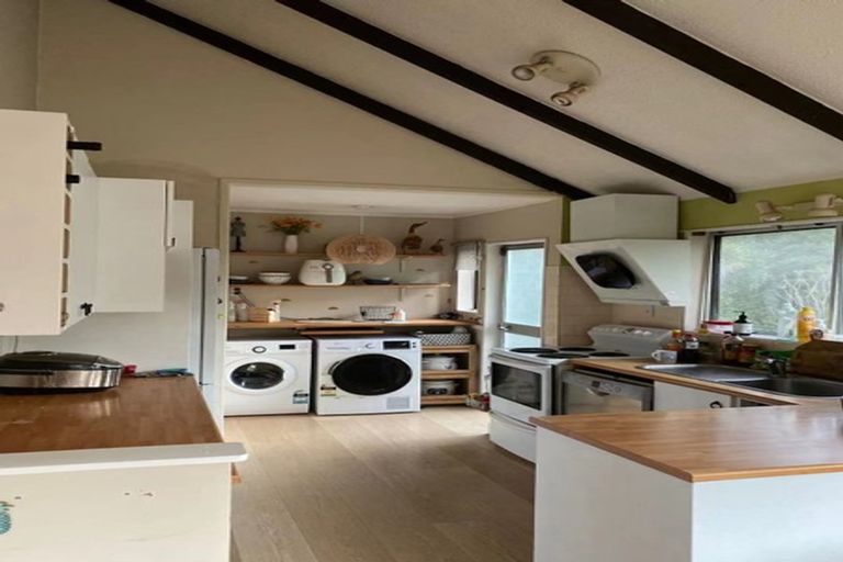 Photo of property in 3/40 Radiata Lane, Chatswood, Auckland, 0626