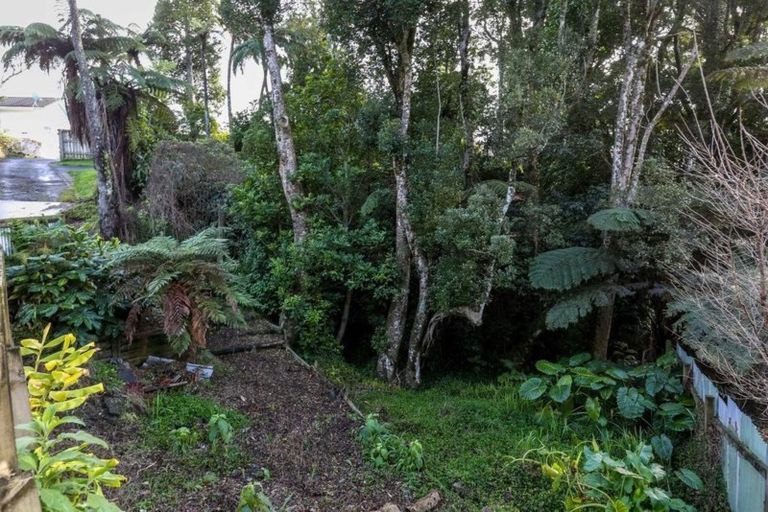 Photo of property in 28b Riversdale Drive, Merrilands, New Plymouth, 4312