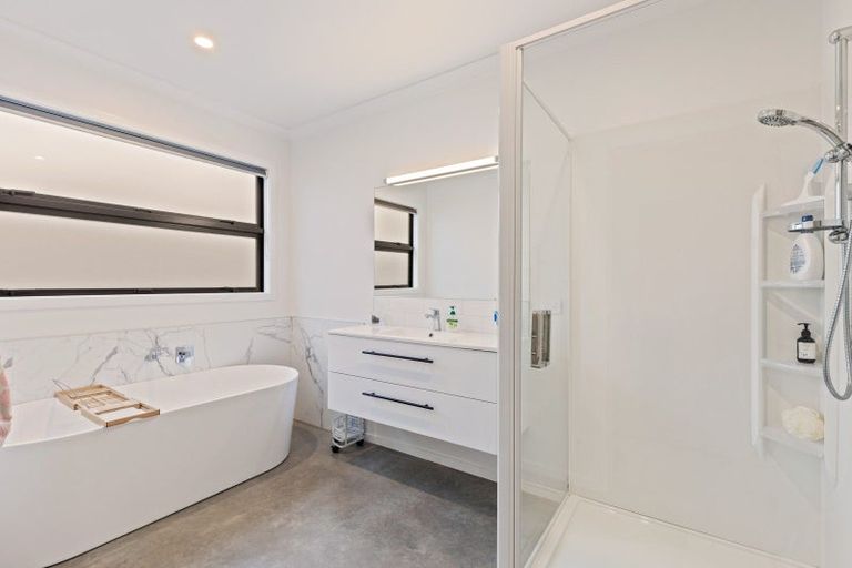 Photo of property in 11 Smith Street, Lepperton, New Plymouth, 4373