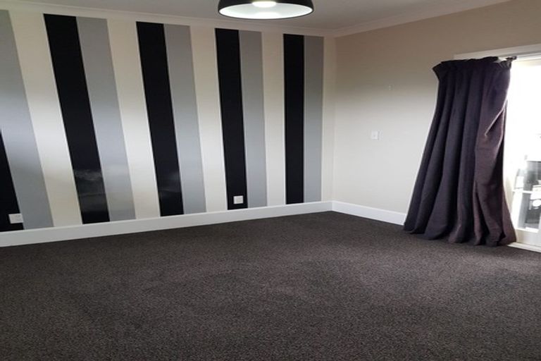 Photo of property in 147 Main North Road, Papanui, Christchurch, 8052