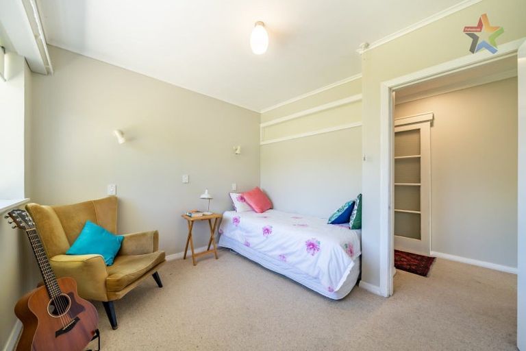 Photo of property in 101 Pomare Road, Tirohanga, Lower Hutt, 5010