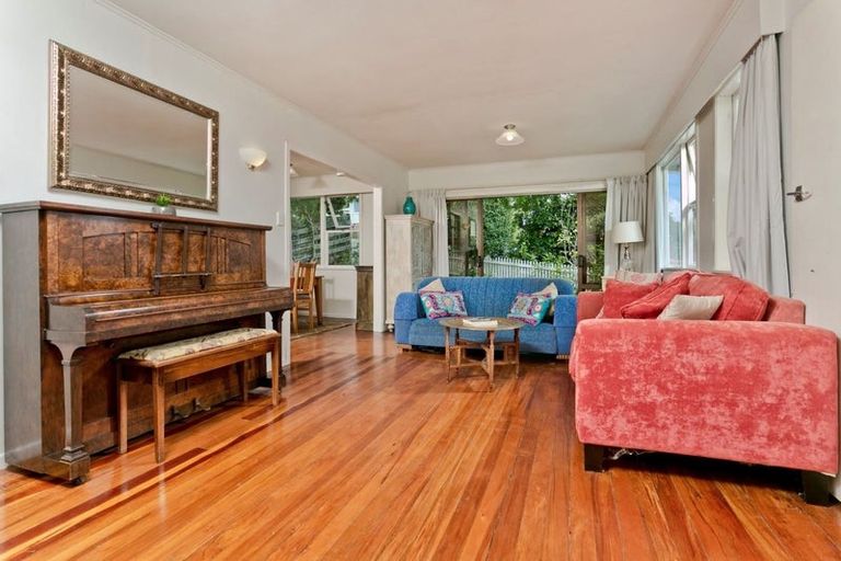 Photo of property in 141 Nile Road, Milford, Auckland, 0620