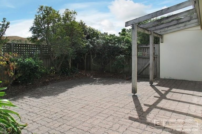 Photo of property in 16 Stonefield Place, Johnsonville, Wellington, 6037