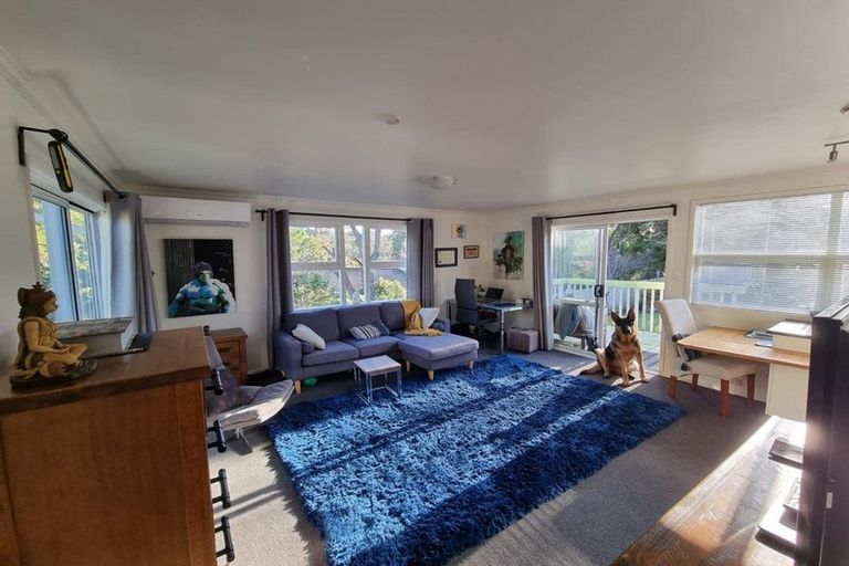 Photo of property in 67 Barrys Road, Glendene, Auckland, 0602