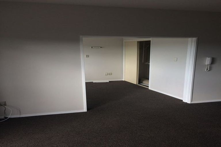 Photo of property in 6/26 Lovell Court, Rosedale, Auckland, 0632