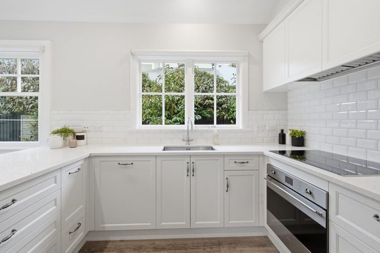 Photo of property in 3 Royds Street, Fendalton, Christchurch, 8014