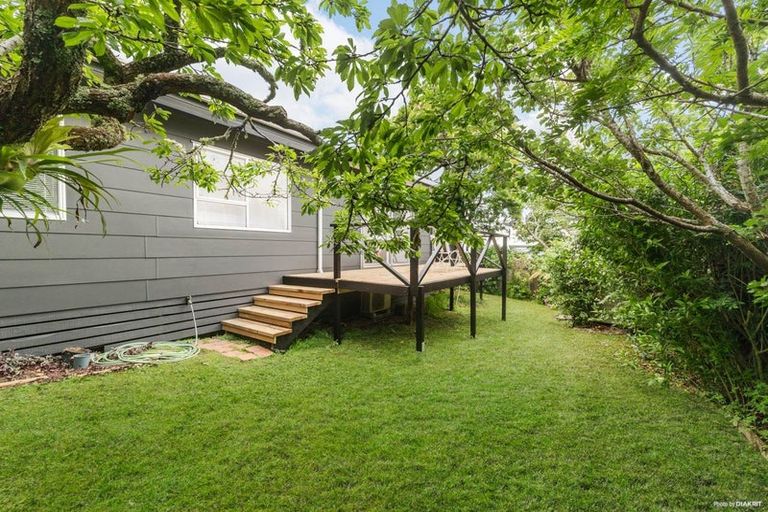 Photo of property in 3/169 Chivalry Road, Glenfield, Auckland, 0629