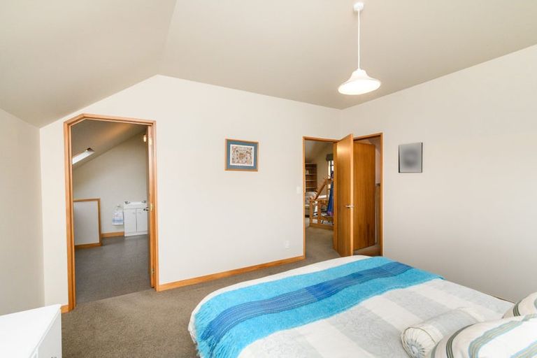 Photo of property in 8 Dougherty Place, Hokowhitu, Palmerston North, 4410