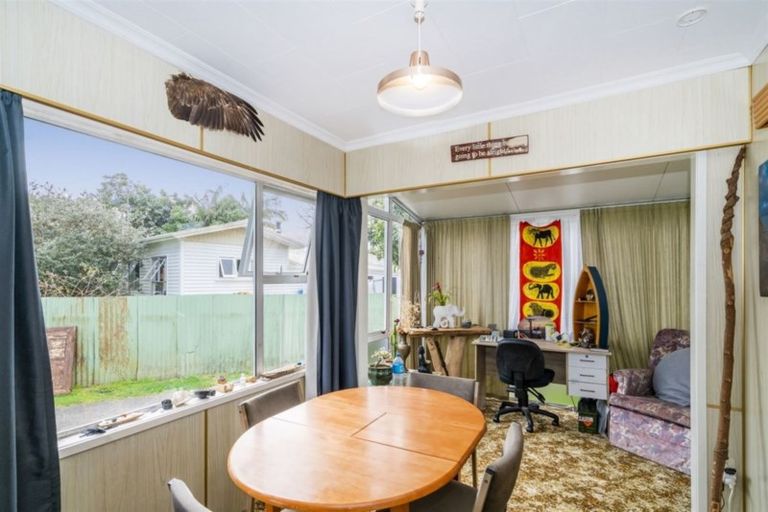 Photo of property in 20 Cook Drive, Whitianga, 3510