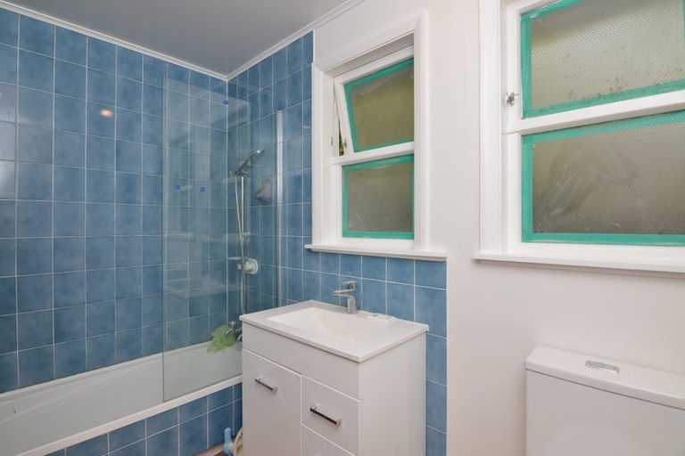 Photo of property in 58 Matai Road, Raumati South, Paraparaumu, 5032