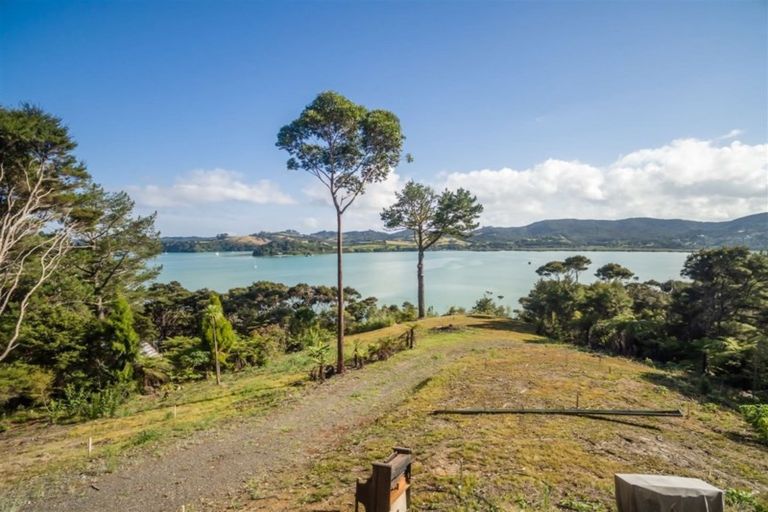 Photo of property in 24 Te Wahapu, Russell, 0272