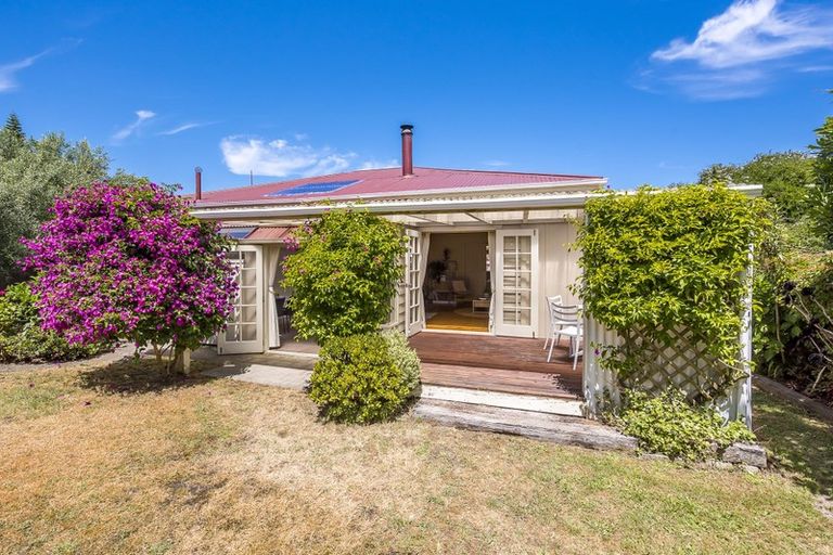 Photo of property in 60 Kirk Street, Otaki, 5512