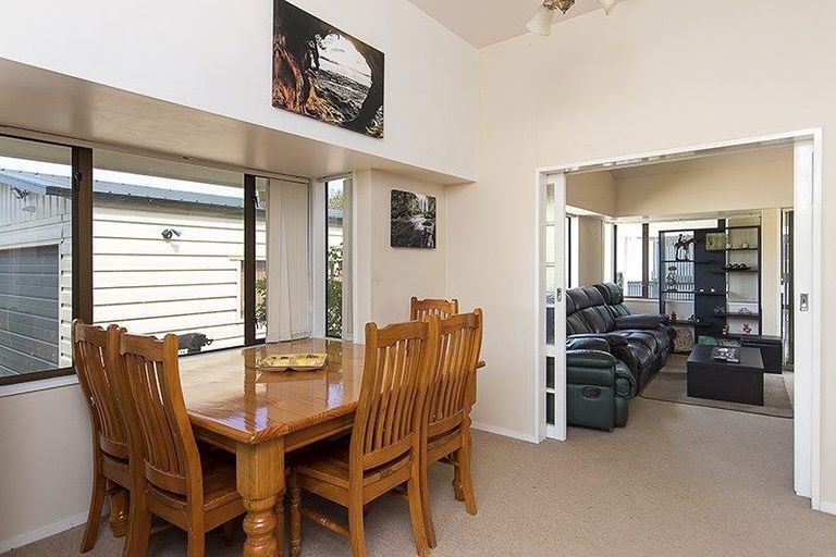 Photo of property in 81 King Street, Waiuku, 2123