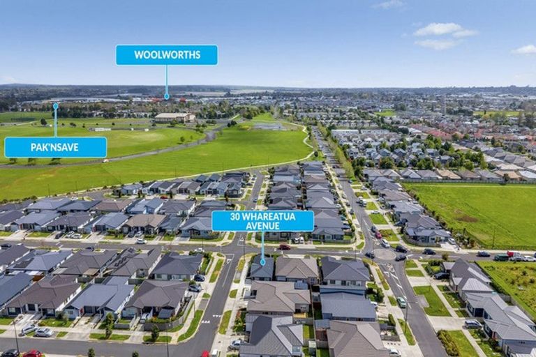 Photo of property in 30 Whareatua Avenue, Takanini, 2112