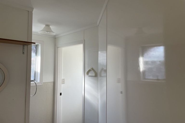 Photo of property in 25 Domain Road, Weymouth, Auckland, 2103