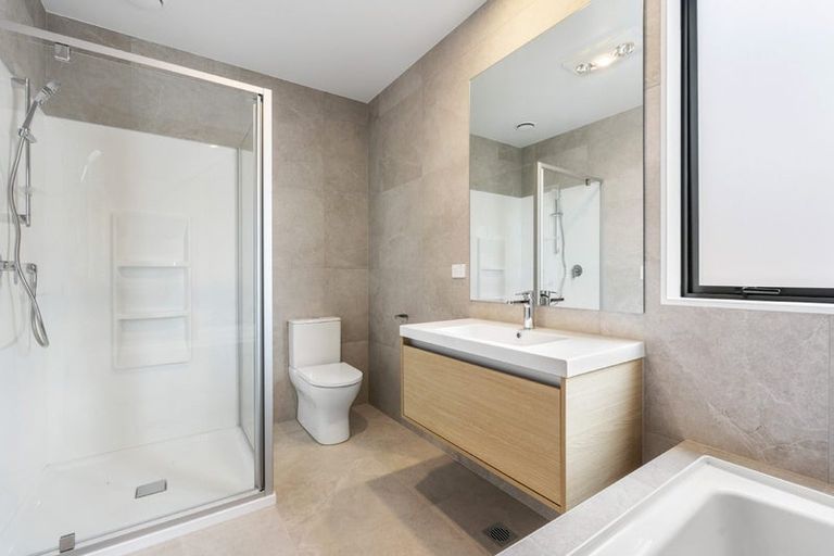 Photo of property in 28b Kukuwai Avenue, Red Beach, 0932