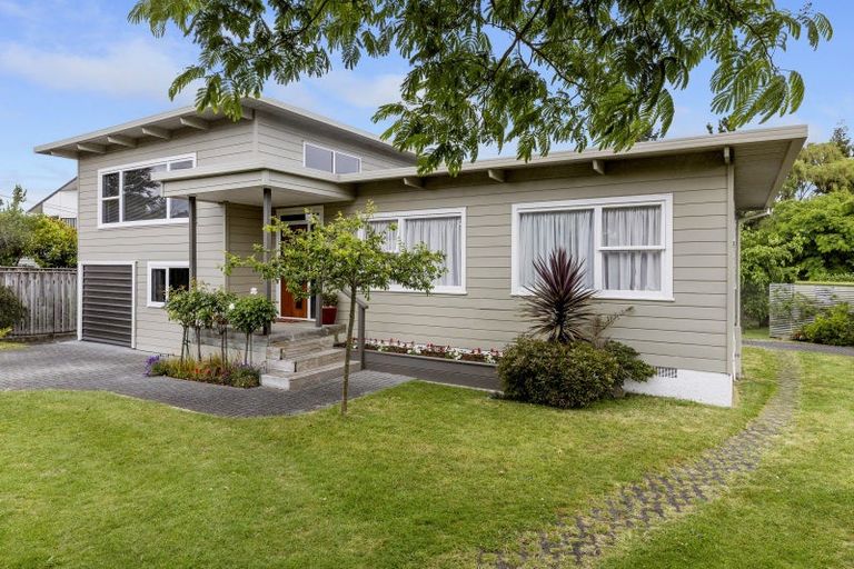 Photo of property in 111 Taupo View Road, Taupo, 3330