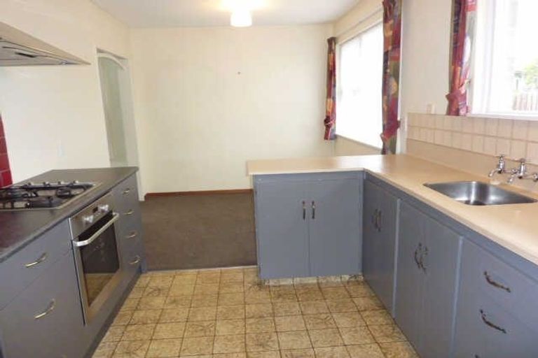 Photo of property in 8 Oban Place, Woolston, Christchurch, 8062