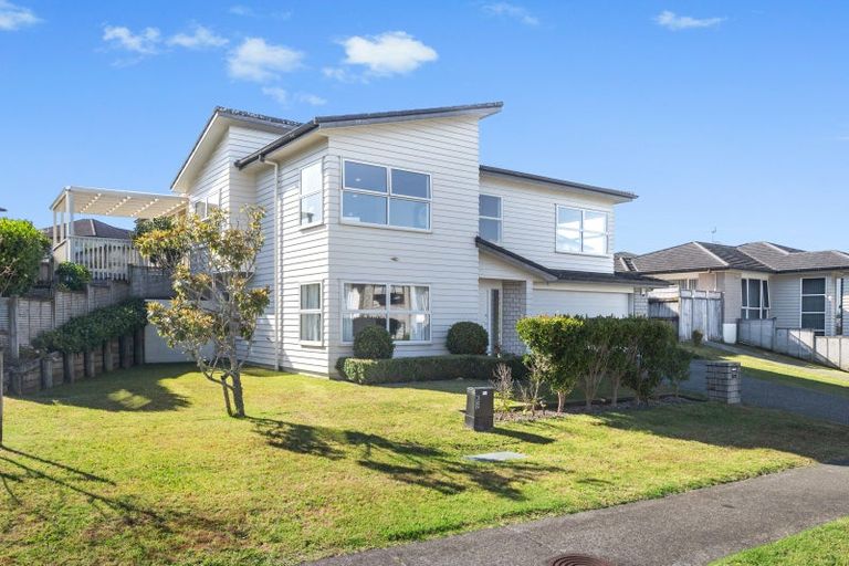 Photo of property in 231 Jeffs Road, Flat Bush, Auckland, 2016