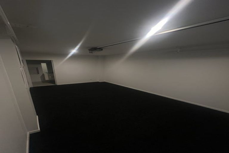 Photo of property in 14 Te Puketoka Lane, Mangere, Auckland, 2022