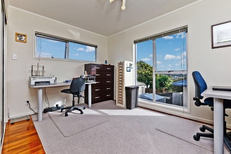 Photo of property in 1/167 Stredwick Drive, Torbay, Auckland, 0630