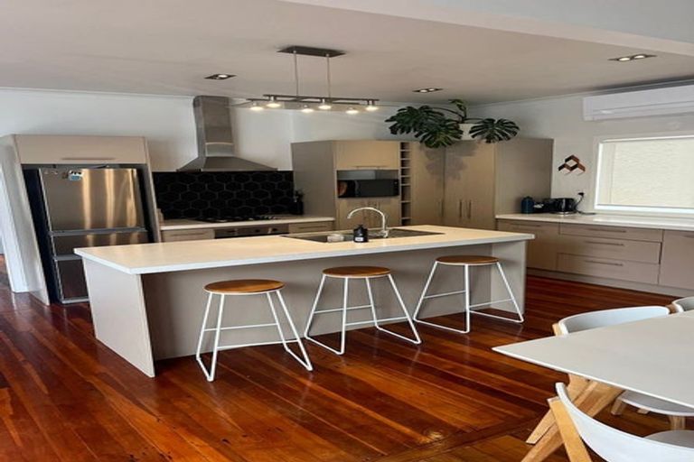 Photo of property in 28 Wembley Road, Mount Eden, Auckland, 1041
