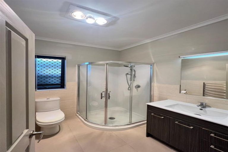 Photo of property in 27 Goh Place, Manurewa, Auckland, 2105