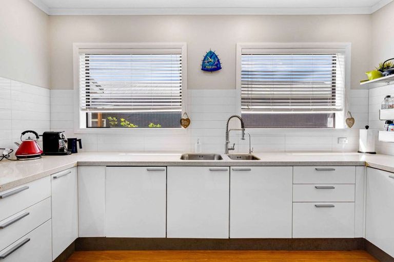 Photo of property in 68 Dawson Road, Snells Beach, Warkworth, 0982