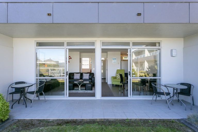 Photo of property in 5/300 Lake Terrace, Two Mile Bay, Taupo, 3330