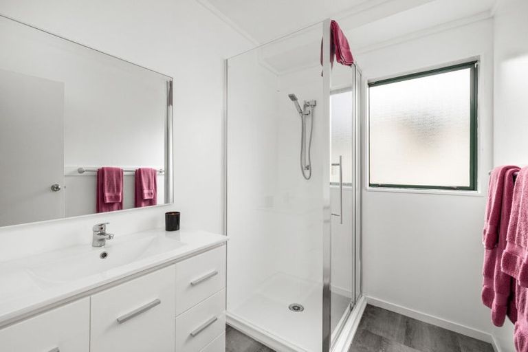 Photo of property in 18 Osprey Drive, Welcome Bay, Tauranga, 3112