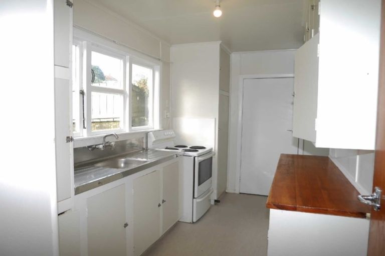 Photo of property in 7-9 York Place, Cannons Creek, Porirua, 5024