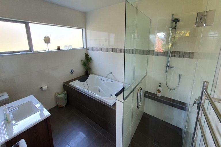 Photo of property in 14 Sir George Back Street, Opua, 0200