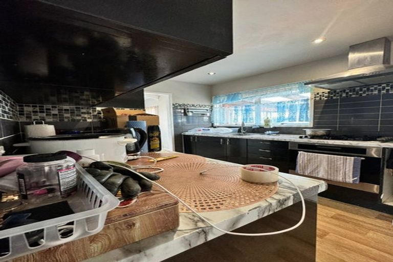 Photo of property in 196 Wordsworth Road, Manurewa, Auckland, 2102