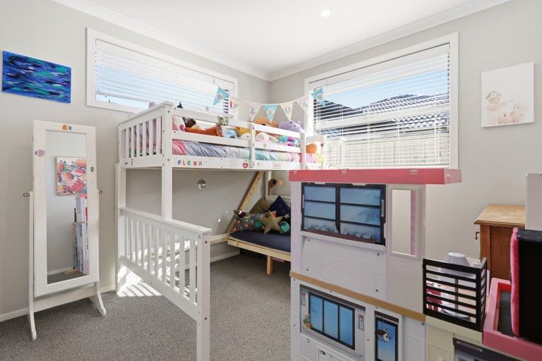 Photo of property in 6 Cassinia Close, Papamoa Beach, Papamoa, 3118