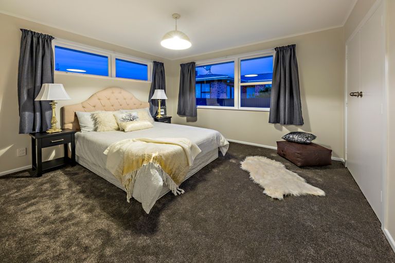 Photo of property in 37 Clayton Avenue, Otara, Auckland, 2023