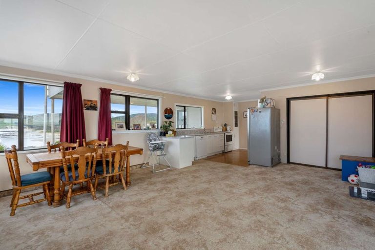 Photo of property in 22 Esplanade, Kaka Point, Balclutha, 9271